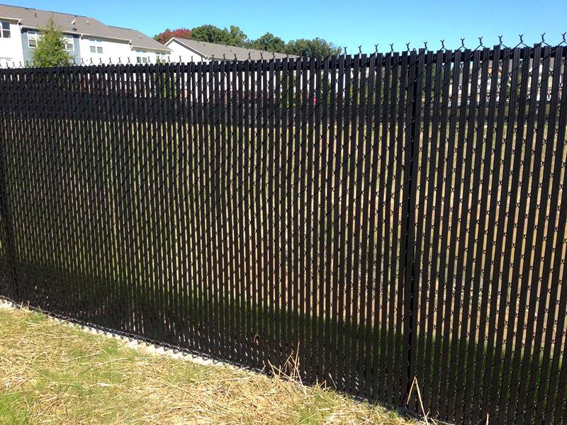 Chain Link Fence with Slats for Privacy Protection & Sound ...